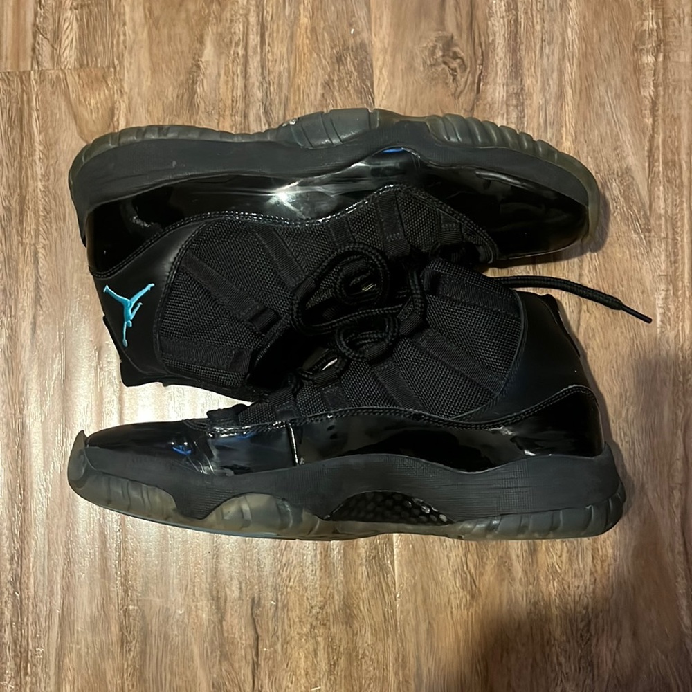 Jordan 11 Gamma Blue